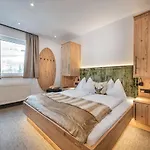 Jugendhotel Gruber Locanda *