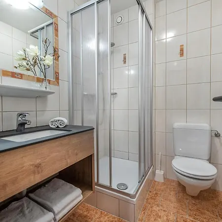 Jugendhotel Gruber *