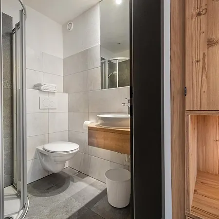 Jugendhotel Gruber Zajazd *