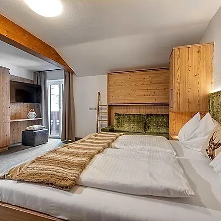 Jugendhotel Gruber *
