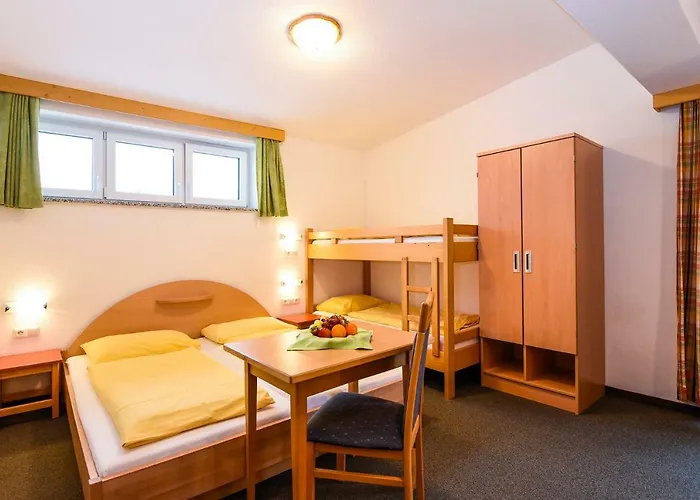 Jugendhotel Gruber イン