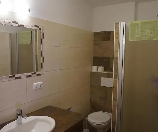 イン Jugendhotel Gruber *